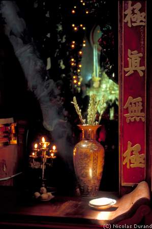 Sunray in the Jade pagode in Saigon